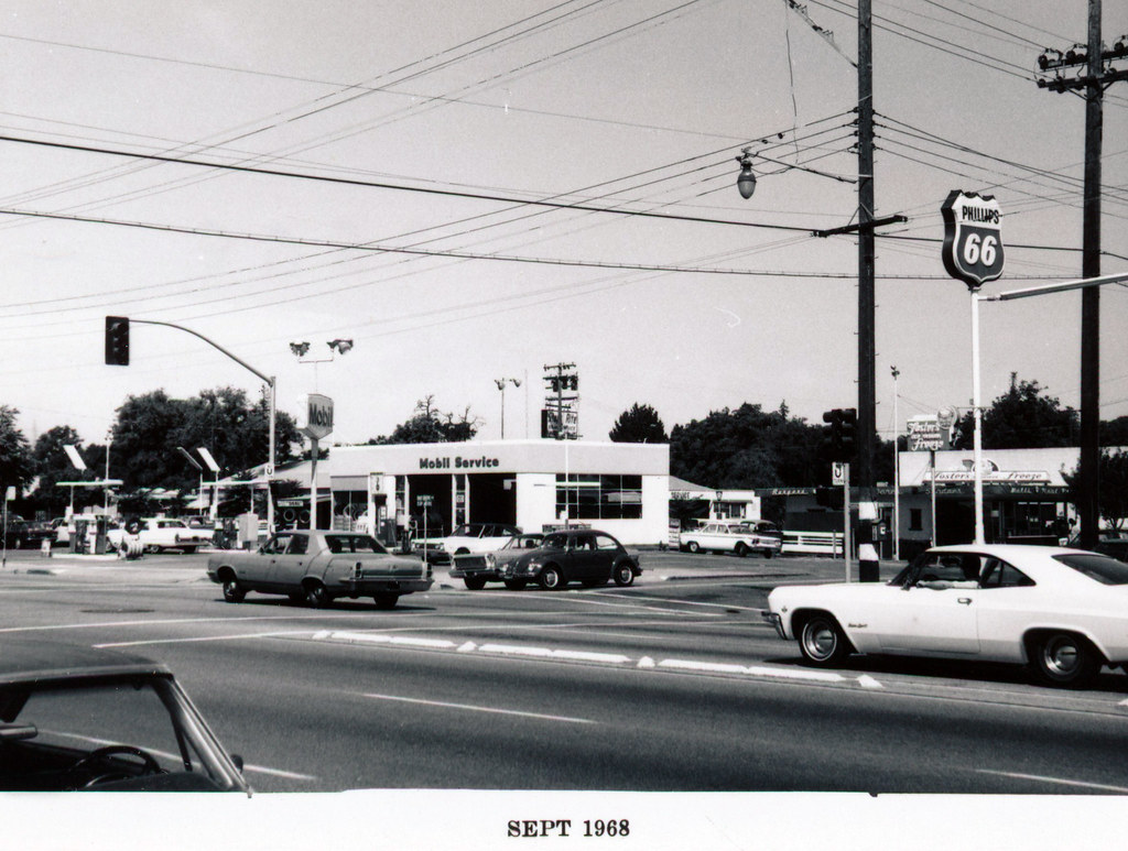 Menlo Park 1968 El Camino Real, East Side Mobil Foster's … Flickr