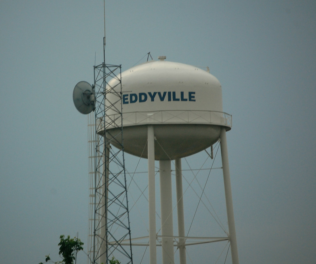 Eddyville Water tower Eddyville, Kentucky.... Midnight Believer