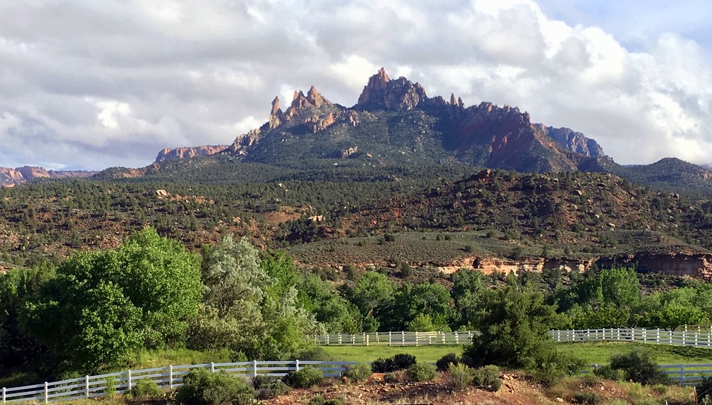 Utah Springdale Mountain View Jared Flickr