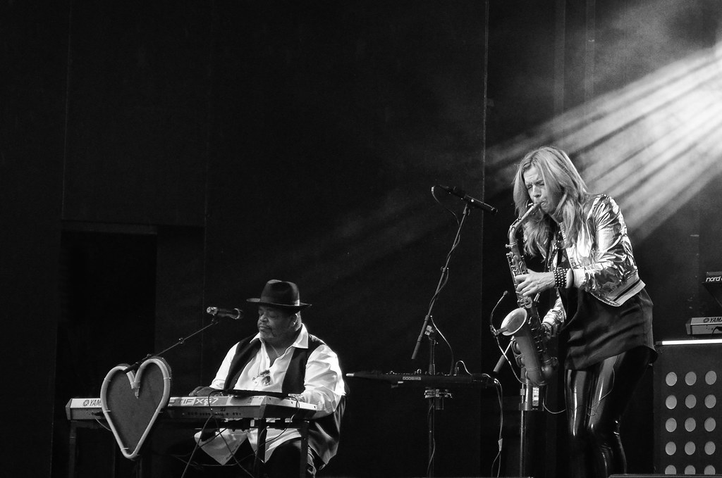 Chance Howard_Candy Dulfer Live Kulturarena Jena 2017 Flickr