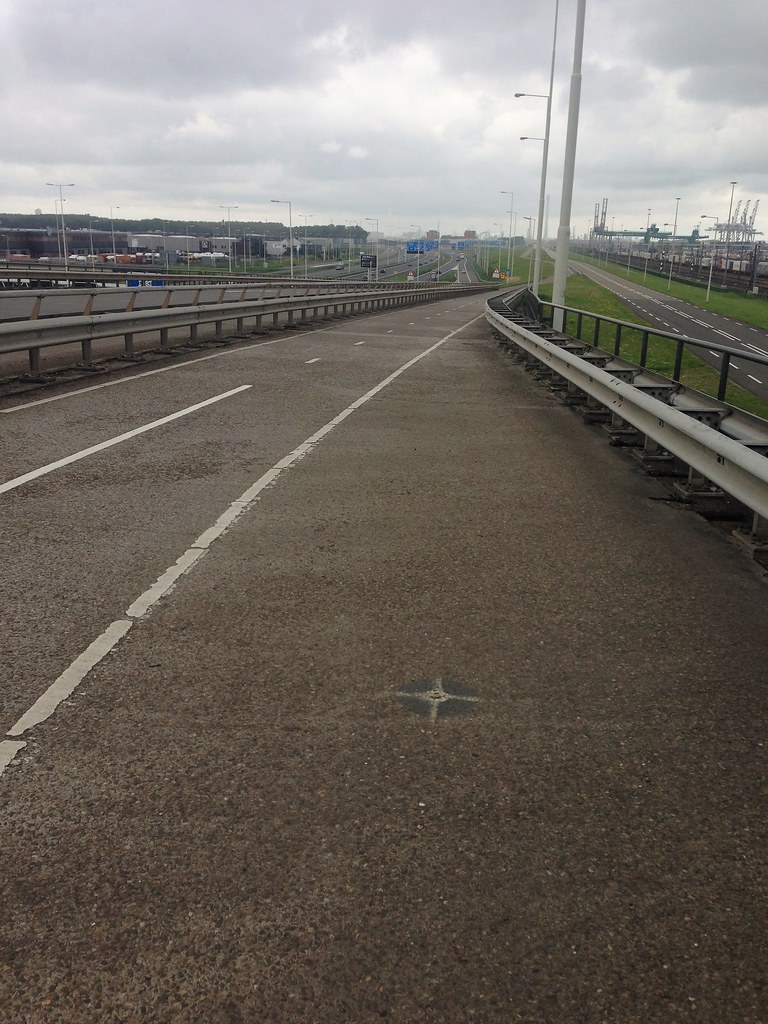 Motorway offramp converted into bicycle path, Rotterdam a photo on
