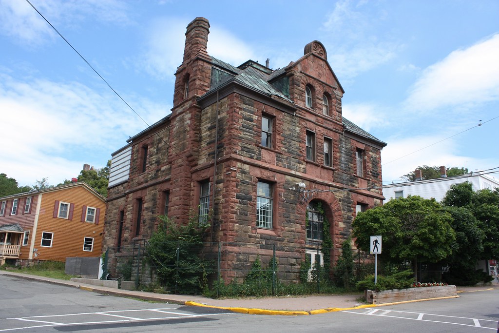 Pictou, Nova Scotia The Old Post Office building in Pictou… Flickr