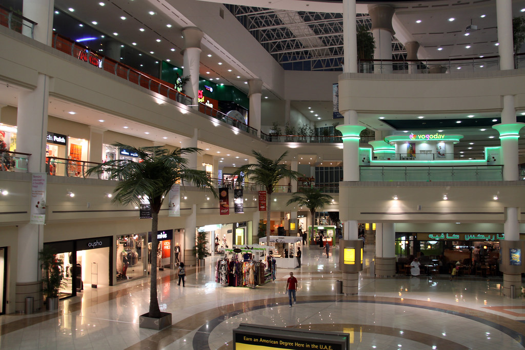 Al Wahda mall to AL WAHDA MALL, the iconic landmar… Flickr