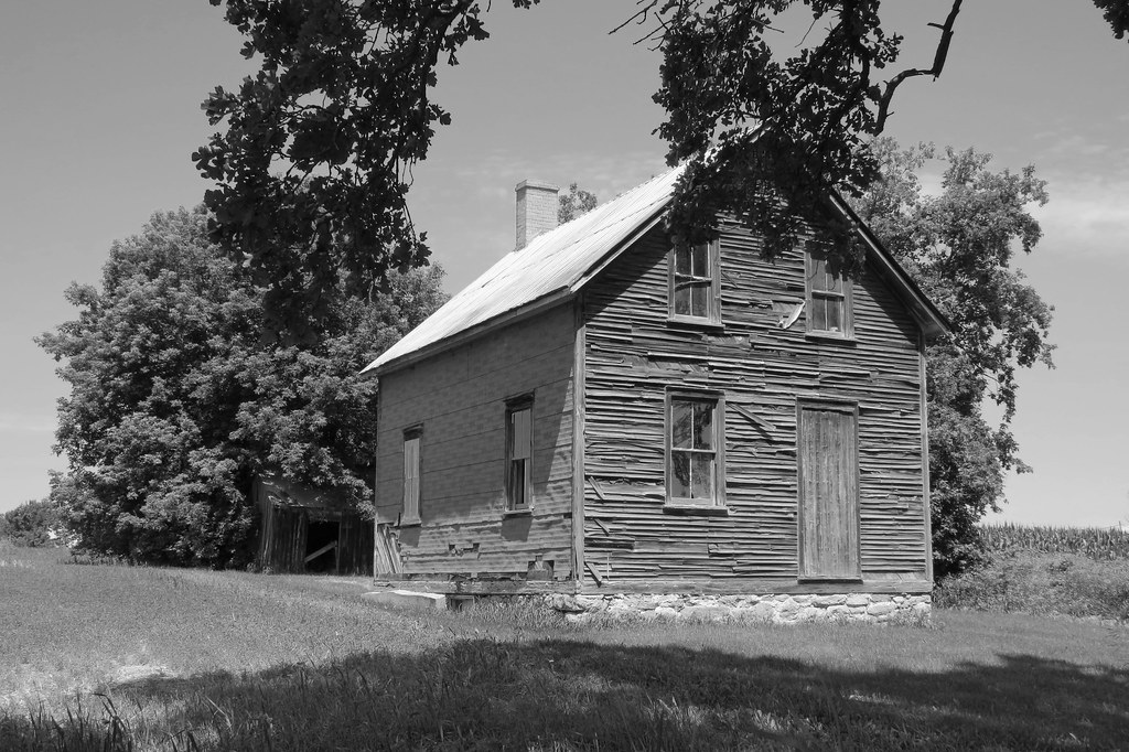 An old homestead in North Lancaster, Ontario An old homest… Flickr