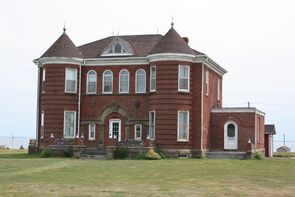 MontCarmel, PEI The rectory of Notre Dame du MontCarmel … Flickr