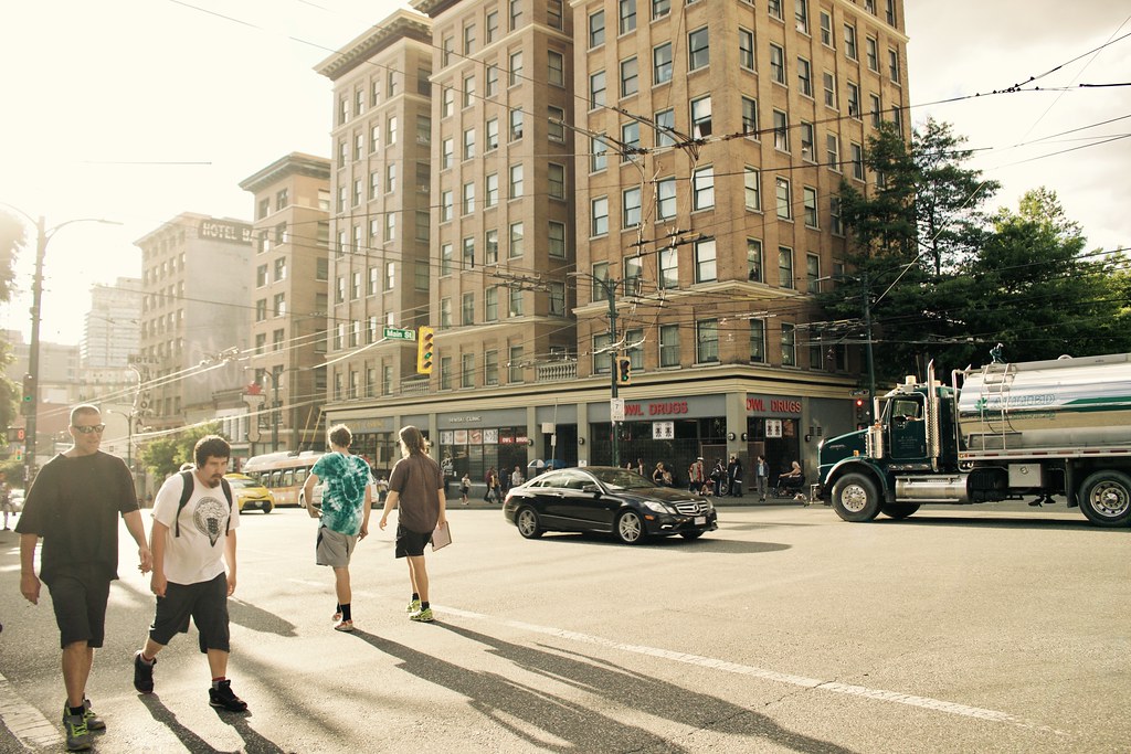 Hastings and Main 2017 Mercedes Benz luxury car drives