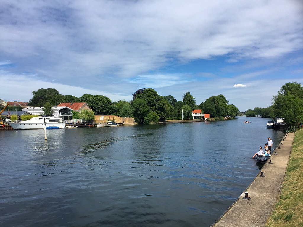 Sunbury on Thames Cycling 25 miles along the River Wey Nav… Flickr