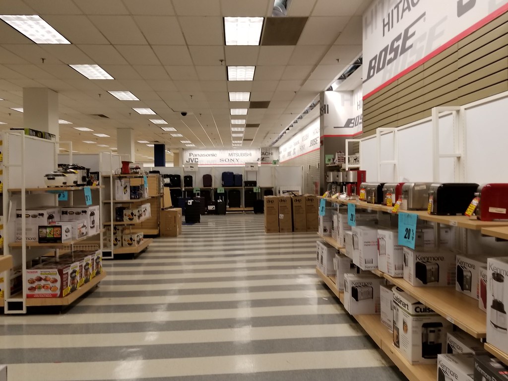 Sears Closing in Elyria, Ohio This area was the second and… Flickr