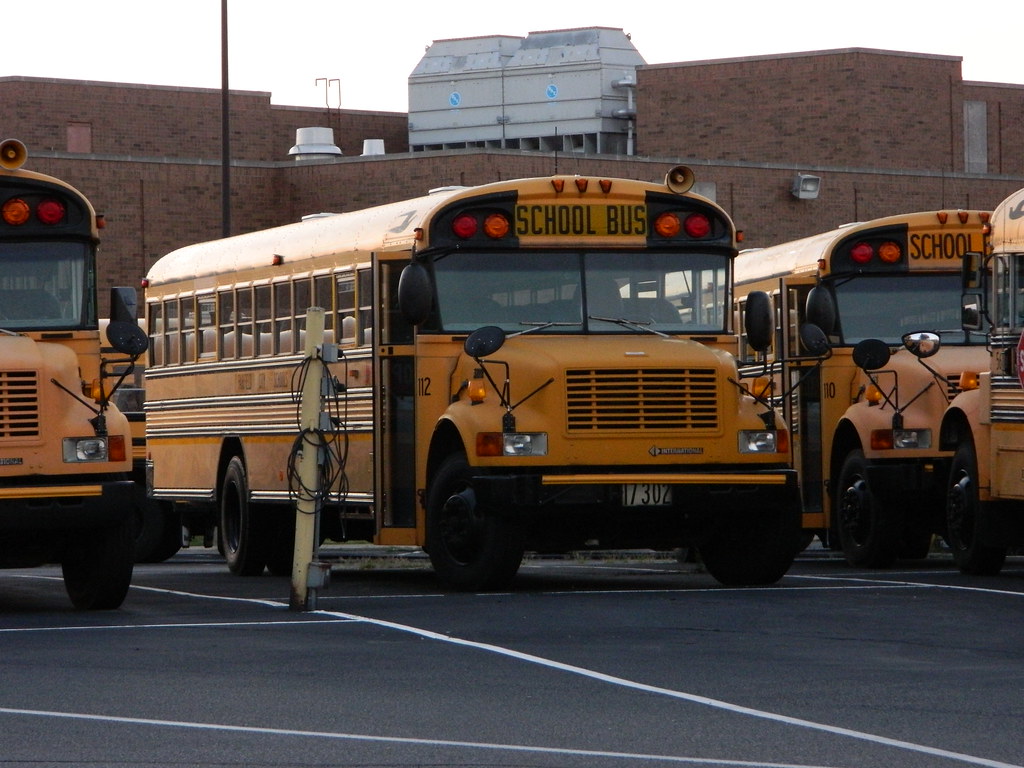 Fairfield City Schools 112 Bus lot Fairfield, OH. Bus ha… Flickr