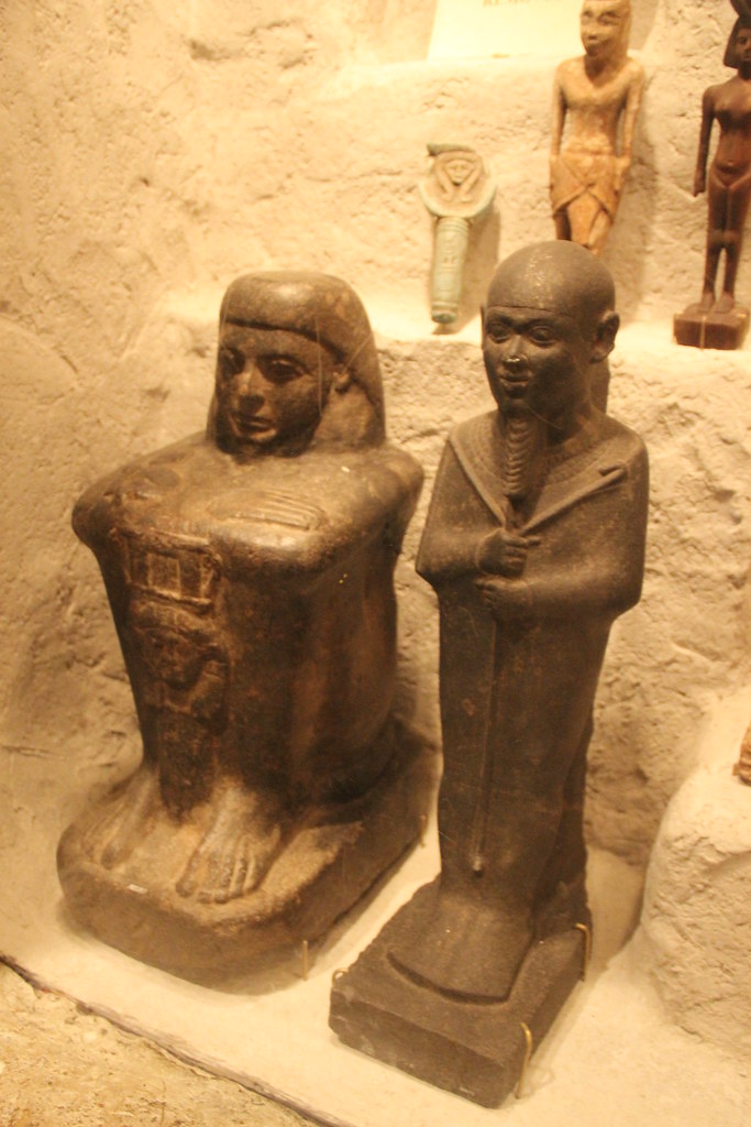 Fake Egyptian Artifacts Egyptian Gallery, Field Museum of … Flickr