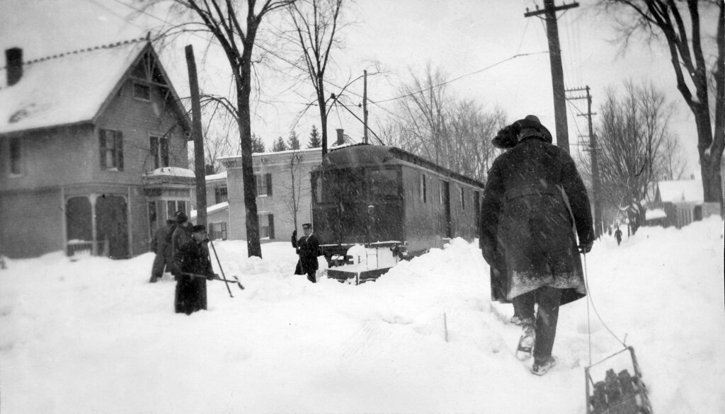 FJ&G Gloversville snowstorm 3 Gloversville NY all hands a… Flickr