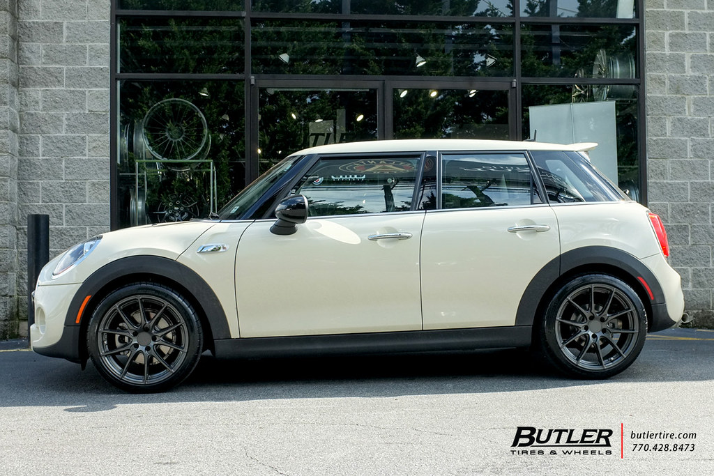 Mini Cooper with 18in TSW Sprint Wheels and Michelin Pilot… Flickr