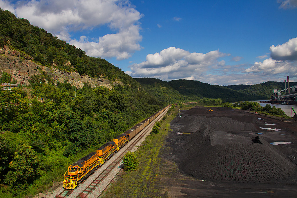 bprr3343 to65 glassport july 25 2017b BP Homer City train … Flickr