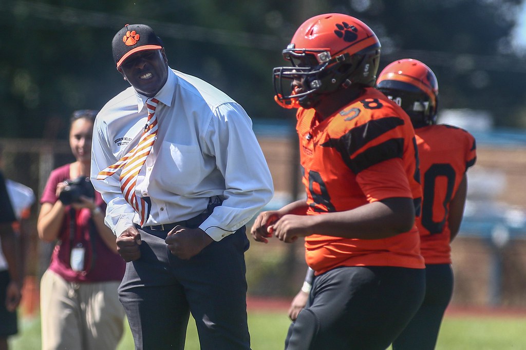 091716Woodrow Wilson High School Football TeamSS Flickr