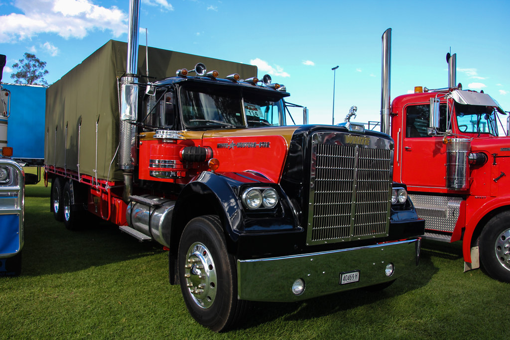 1973 White Western Star table top truck 1973 White Western… Flickr