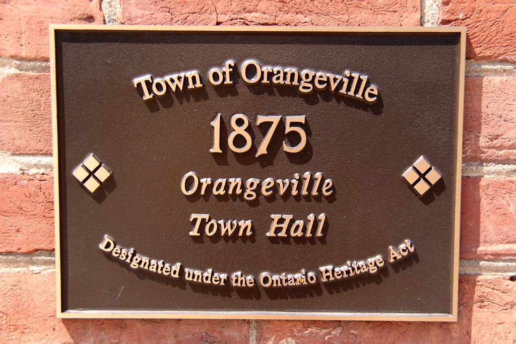 Orangeville Town Hall (Dufferin County, Ontario) Historic … Flickr