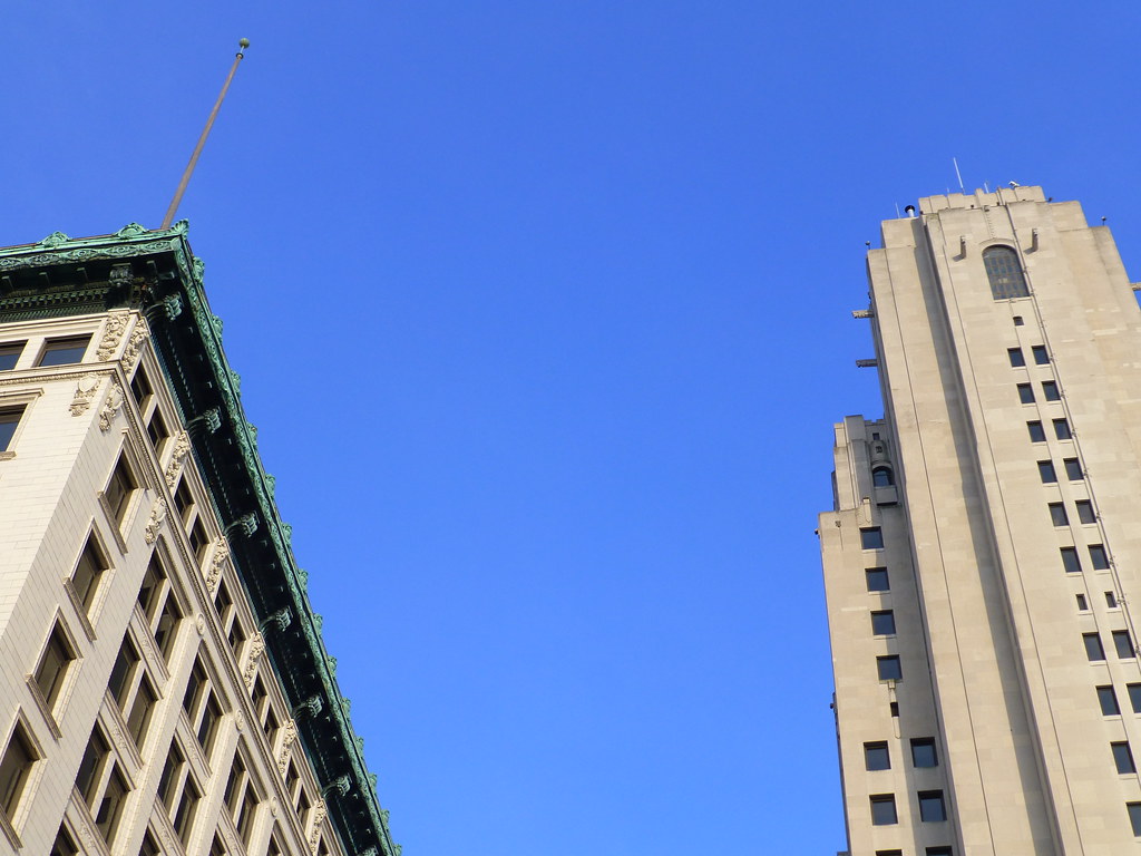 Toledo, OH OwensIllinois Building (now the PNC Bank Build… Flickr