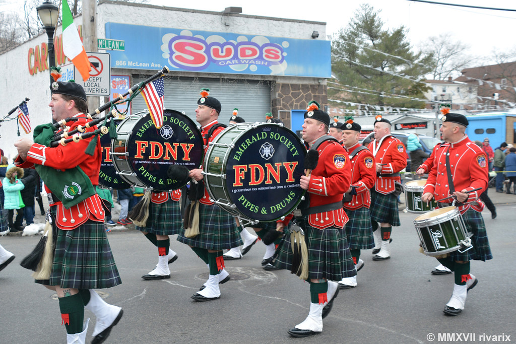 304 St. Patrick's Day FDNY Emerald Society Pipes and Dru… Flickr