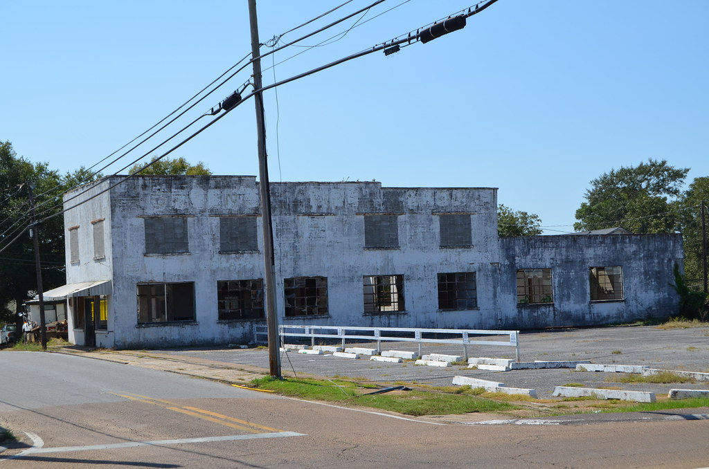Old Building Philadelphia, Mississippi James Case Flickr