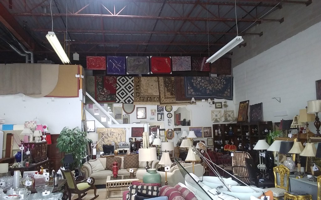 20170728_141523 CONSIGNMENT/SECOND HAND FURNITURE STORE Co… Flickr