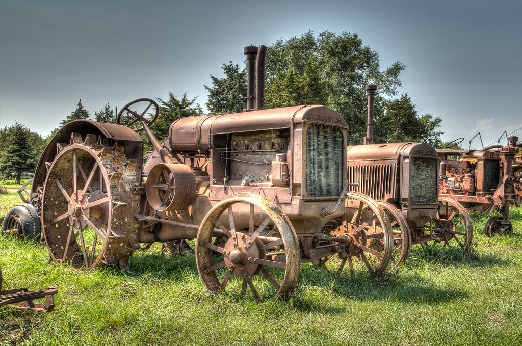 McCormickDeering Tractor Prairie Village, Madison, South … Flickr