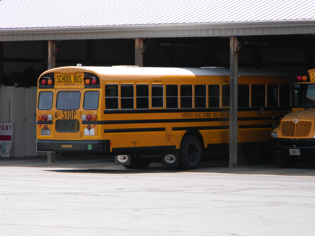 Fairfield Local School District 5 Bus lot Leesburg, OH Flickr