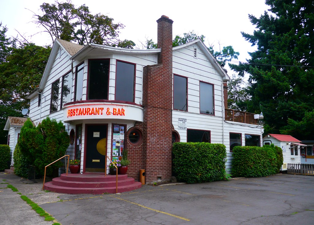 Board Restaurant & Bar in Eugene, Oregon Board Restaurant … Flickr