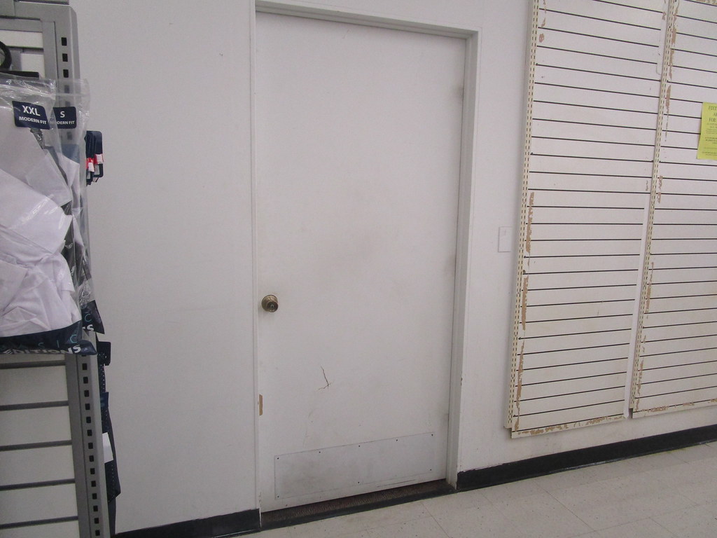 Former Portrait Studio Kmart Erie, PA Justin Vickers Flickr