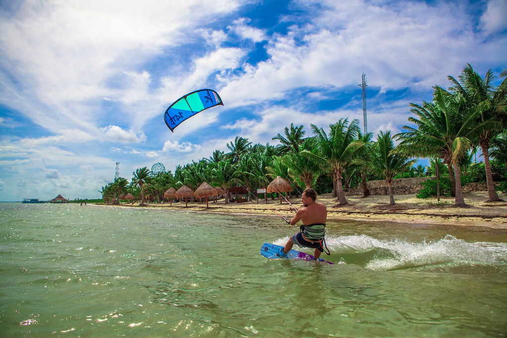 Kitesurfing Cancun Punta Nizuc, Cancun, Mexico Kiteholic Sports Flickr