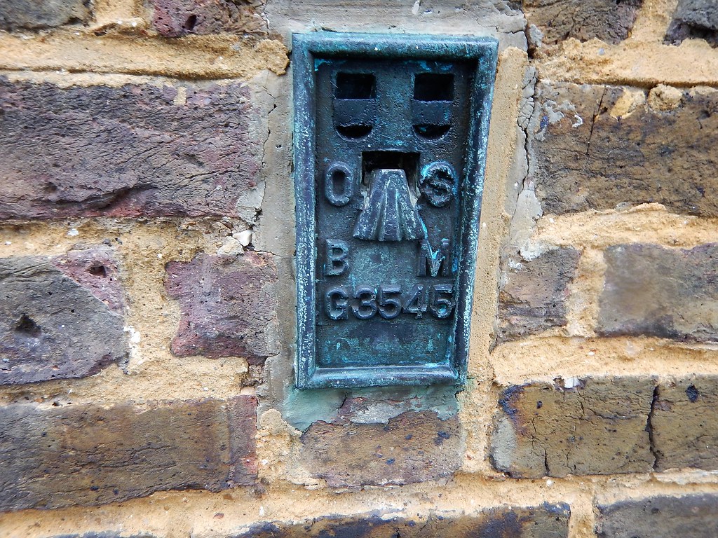 Flush Bracket OSBM G3545 Eton Wick Post Office, Eton Wick… Flickr