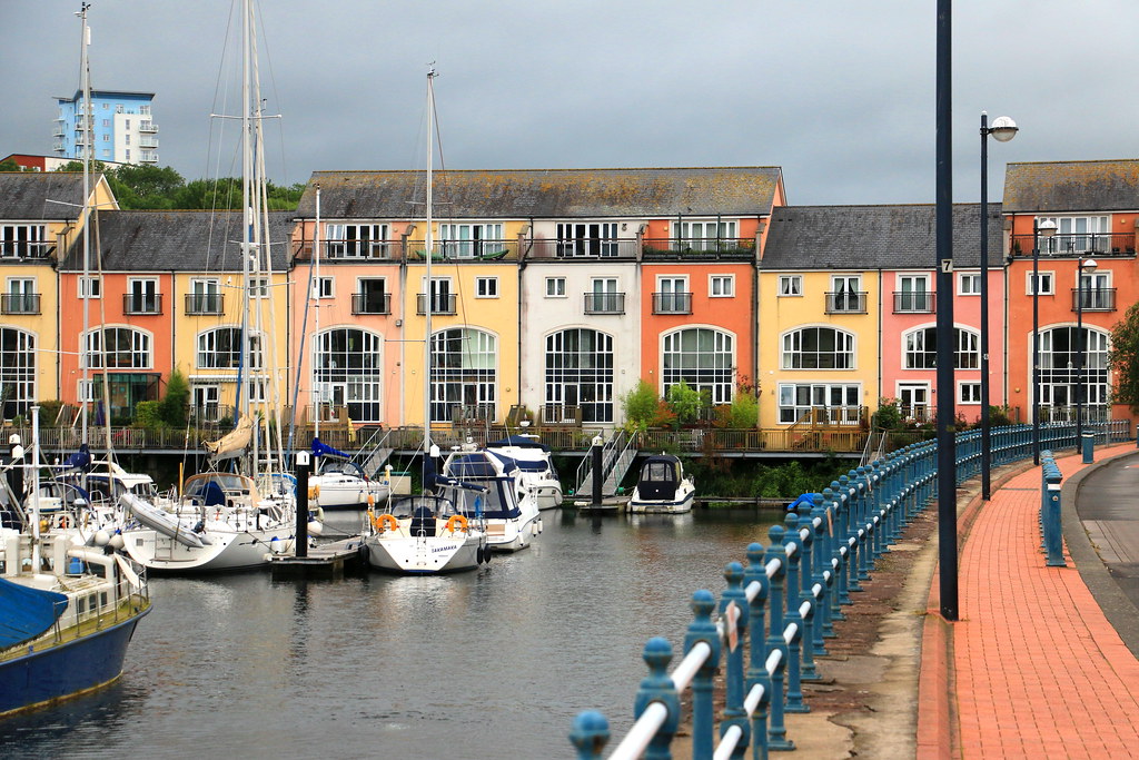The Marina.. Penarth Marina ,Cardiff, the dark threate… Flickr