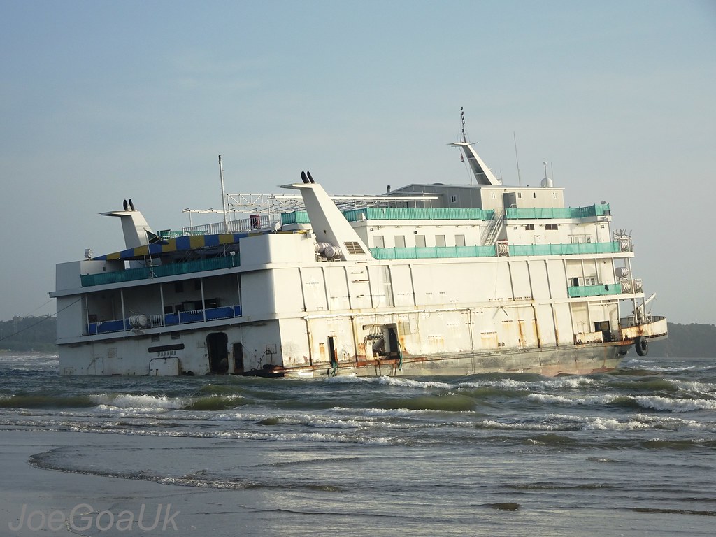 Grounded Lucky Seven, day 51 MV Lucky 7 grounded here on 1… Flickr