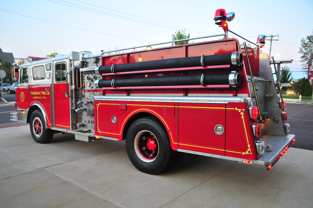 Fairmount Fire Company Engine 14 1979 Mack CF Triborough Flickr