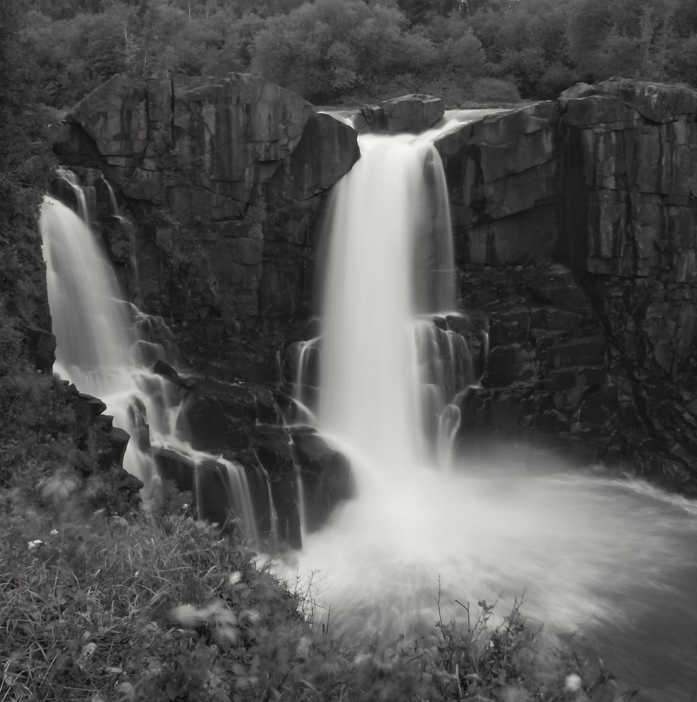 Pigeon Falls. catesporre Flickr