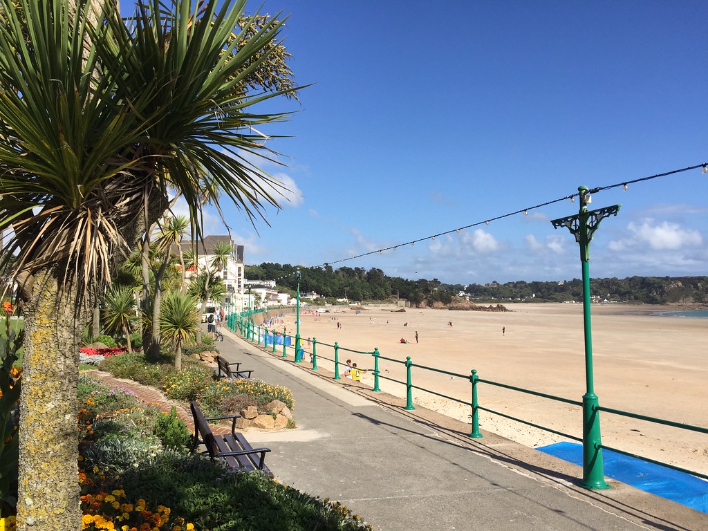 St Brelade's Bay A lovely view of St Brelade's Bay on the … Flickr