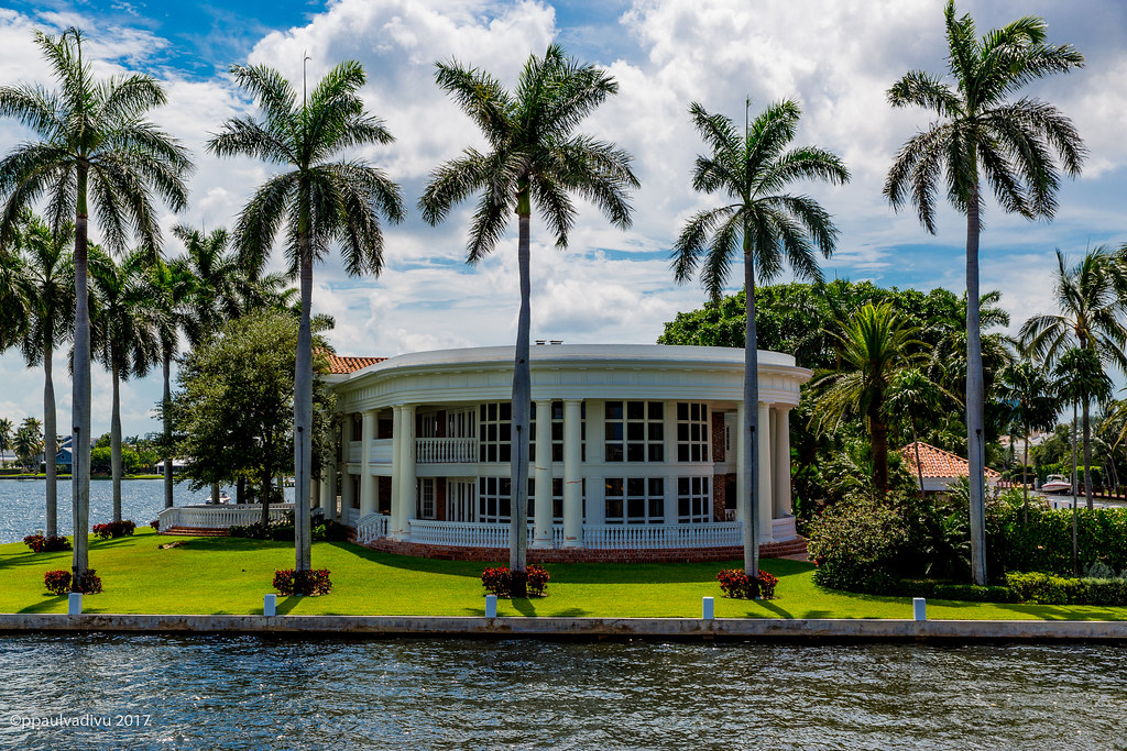 Riverfront CruiseFort Lauderdale,Florida,USAThe commenta… Flickr