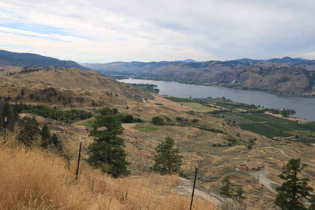 Osoyoos View from hill above Osoyoos. Rebecca Summers Flickr