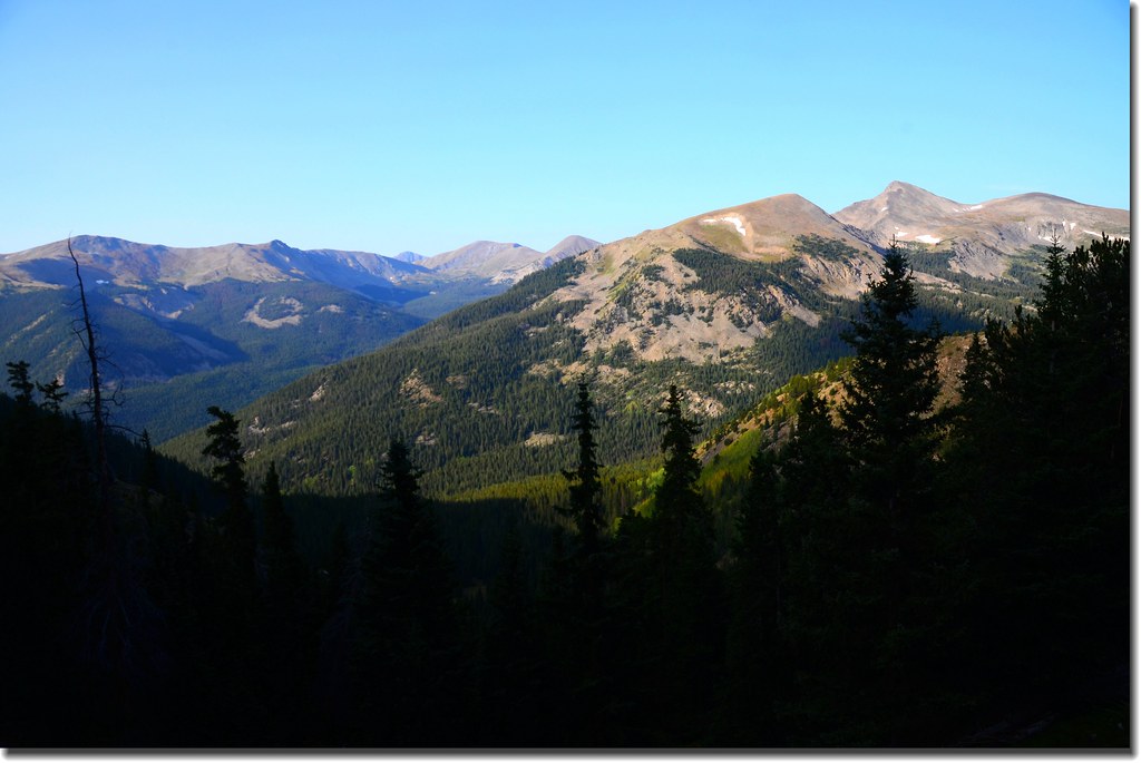 Looking Southwest at Gladstone Ridge from Mount Yale south… Flickr