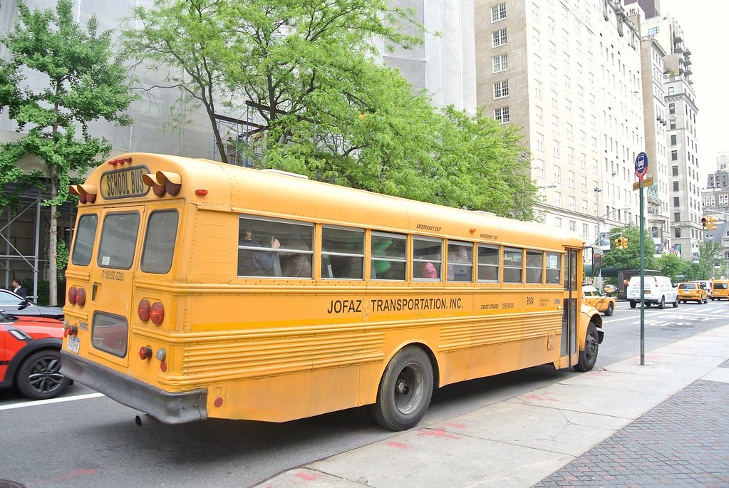 Jofaz Transportation Inc. 9904. 1999 Thomas Conventional/… Flickr