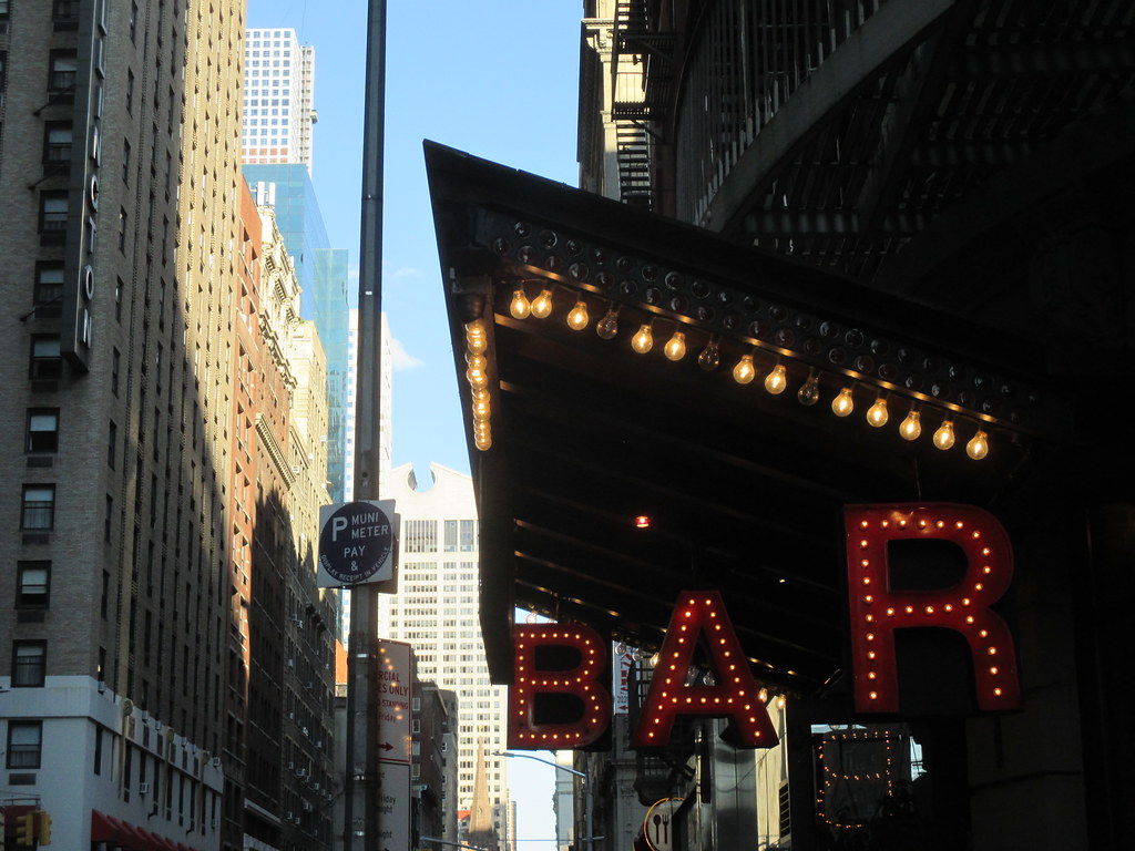 2015 Tanner Smith's Bar Lobby of The Surrey Apartments 9… Flickr