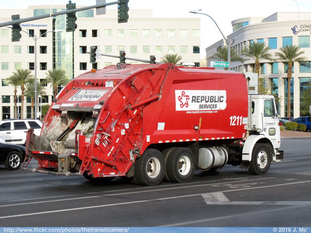Republic Services 1211 Operated by Republic Services, Las… Flickr