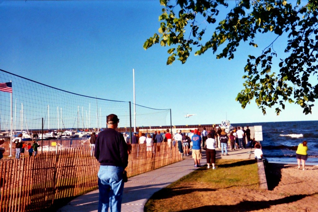 Waterfront Festival HFF August, 2004. Menominee Marina… Flickr