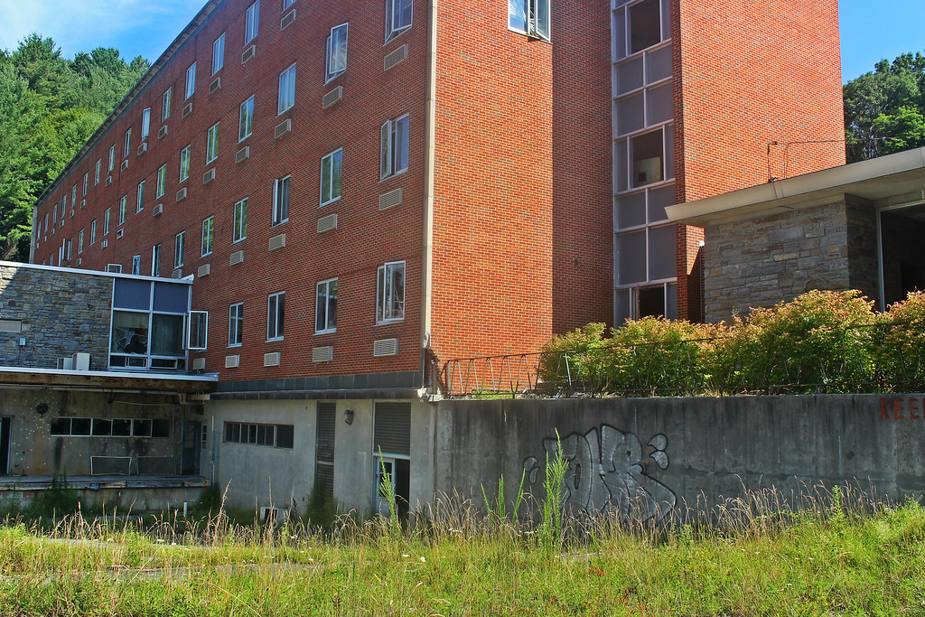 Old Cannon Hospital Banner Elk, NC Jamie Middleton Flickr