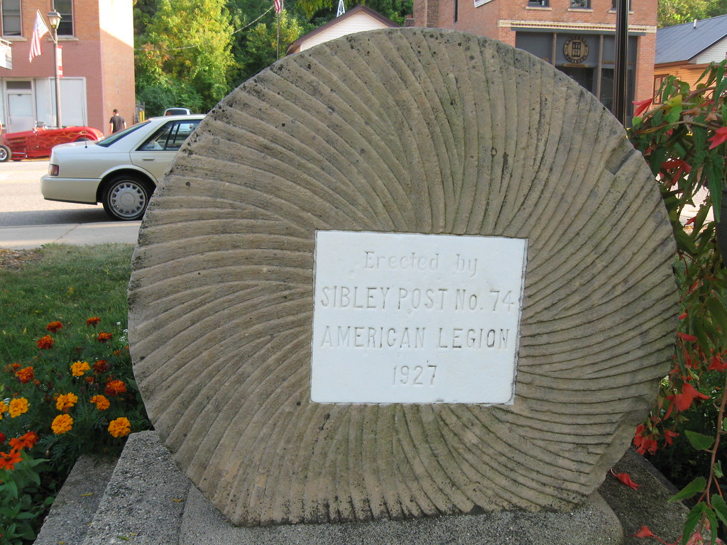 IMG_2852 Henderson MN Car Show 9/12/17 Tracy MacAllister Flickr