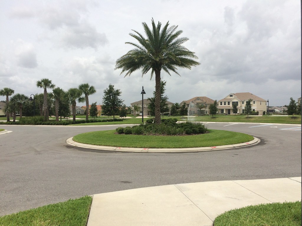 Roundabout in Hickory Hammock Homes For Sale In Winter Gar… Flickr