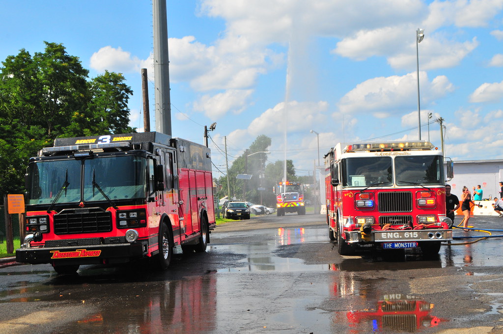 Garfield Fire Department Rescue Engine 3 · Lodi Fire Depar… Flickr