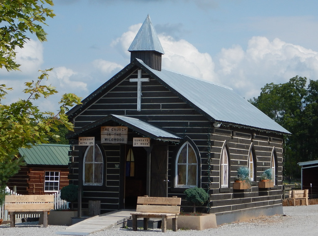 Moose Lake Village A nice place for fun and relaxation. Th… Flickr