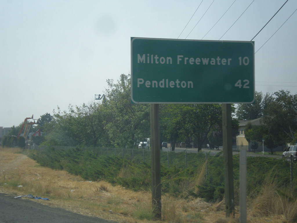 WA125 South Distance Marker a photo on Flickriver