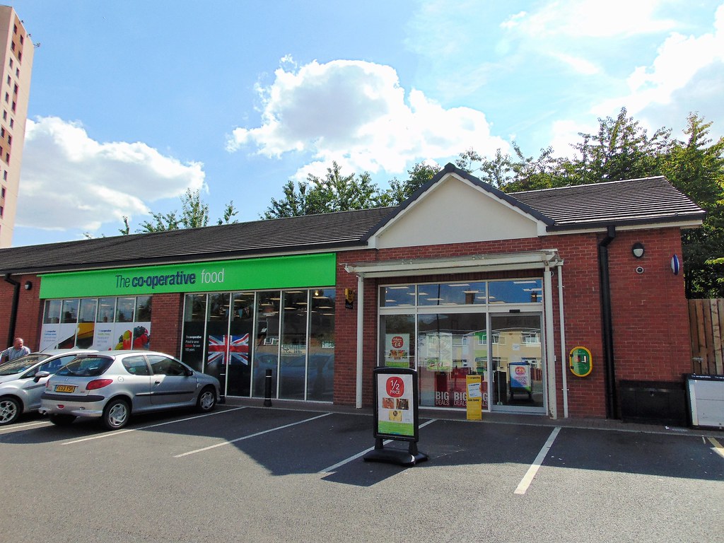 CLIFTON, FARNBOUROUGH ROAD {CENTRAL ENGLAND} (Farnborough … Flickr