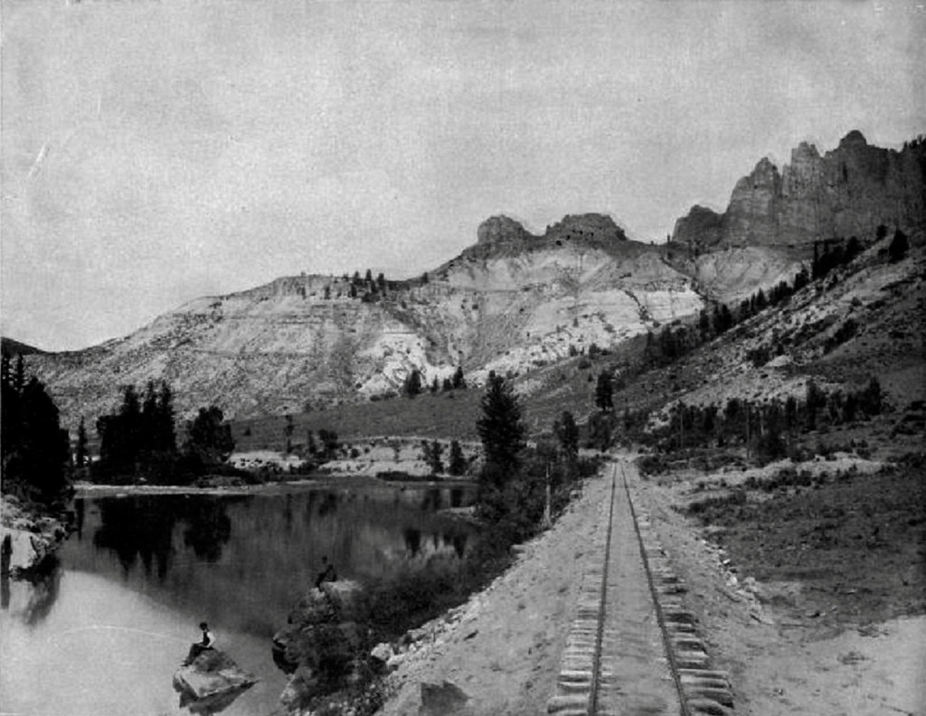 Valley of the Gunnison Near Sapinero Valley of the Gunniso… Flickr